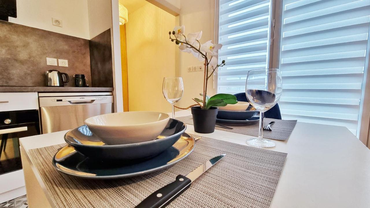 Le Smart - Parking - Terrasse - Wifi - Mulhouse - Relax Bnb Pfastatt Экстерьер фото